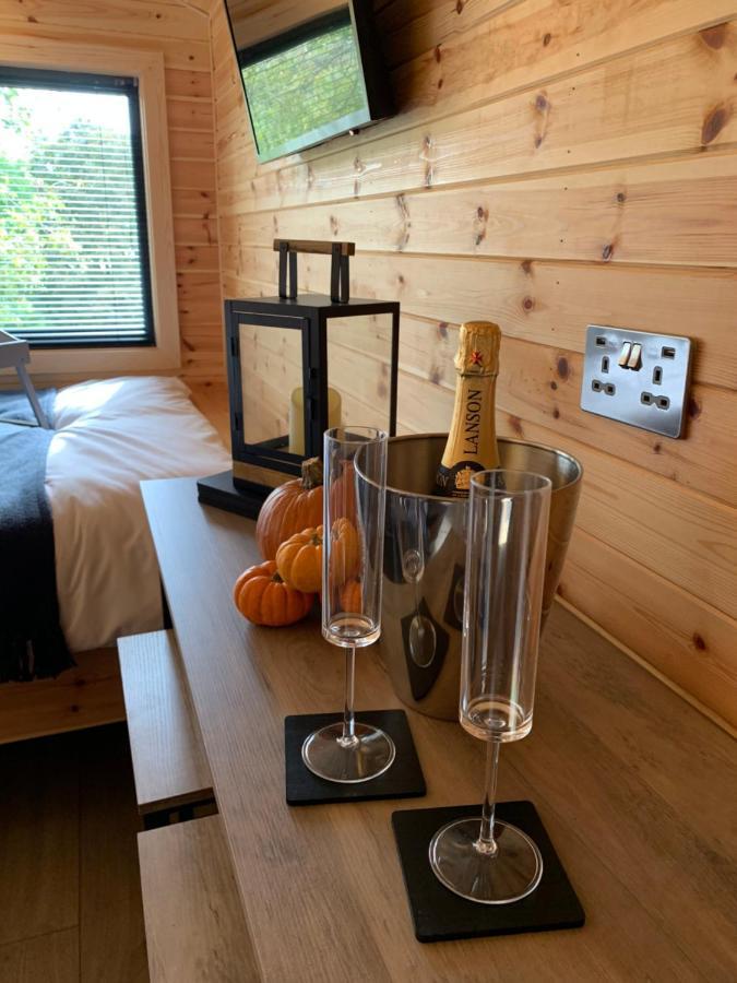 River Huts, Highland River Retreat With Hot Tub Inverness Exteriér fotografie