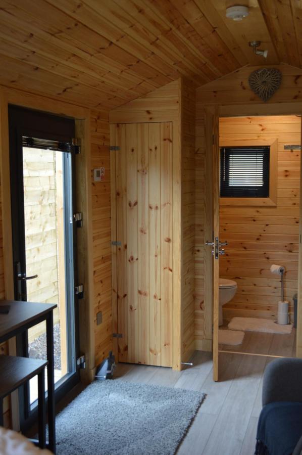 River Huts, Highland River Retreat With Hot Tub Inverness Exteriér fotografie
