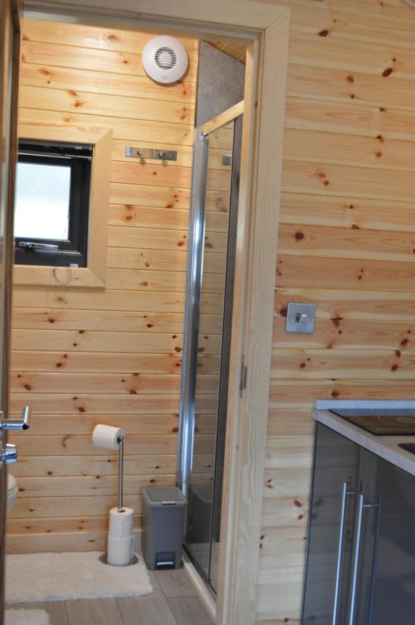 River Huts, Highland River Retreat With Hot Tub Inverness Exteriér fotografie